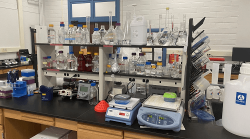 instrumentation lab table