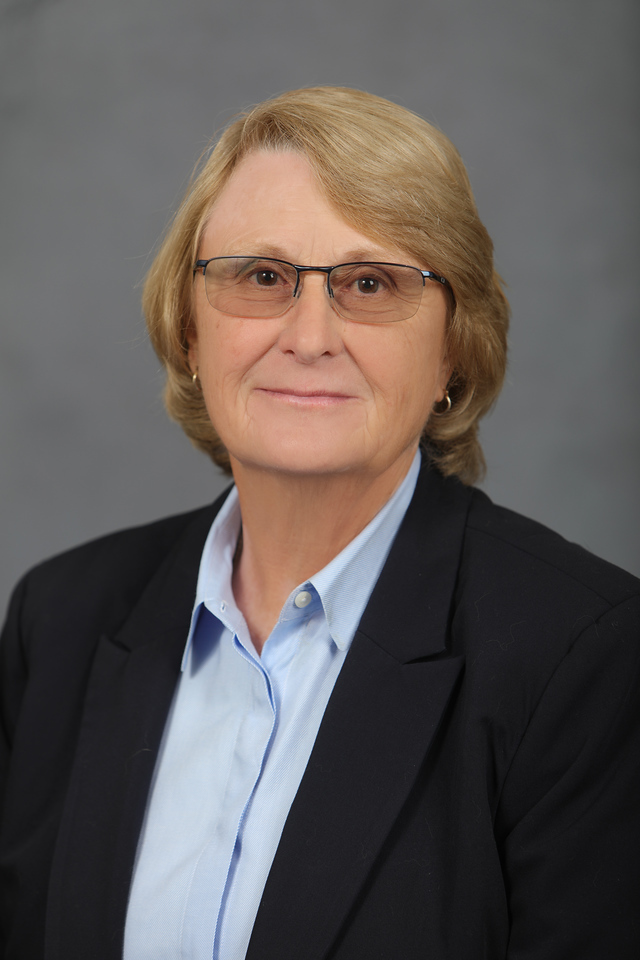 Dr. Greta Schuster
