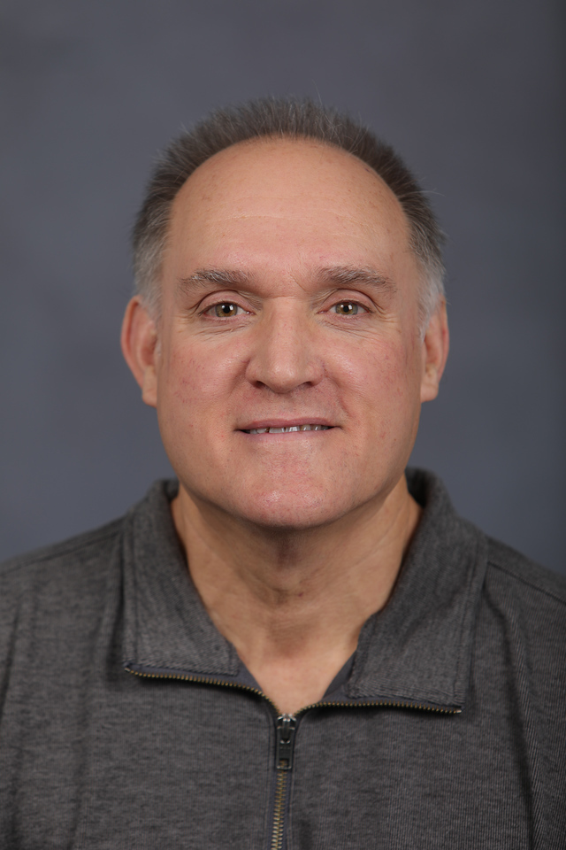 Dr. Scott Henke