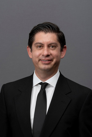 Profile picture of Dr. Damian Valles