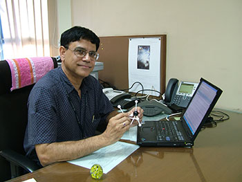 Profile picture of Dr. Apurba Bhatacharya
