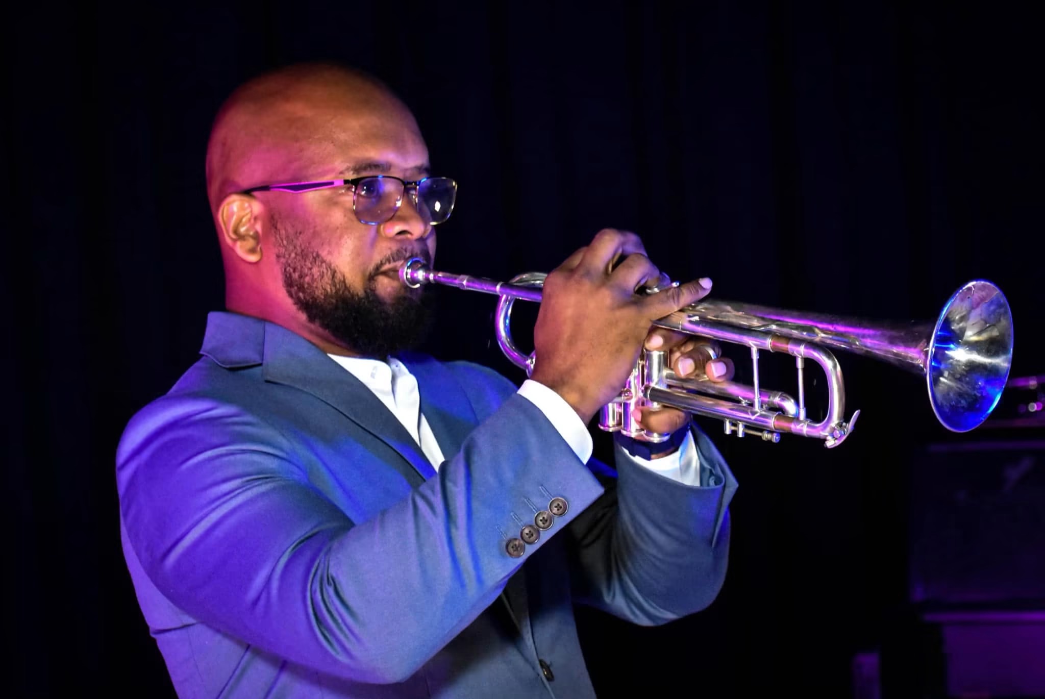 Dr. Schelvin Robinson